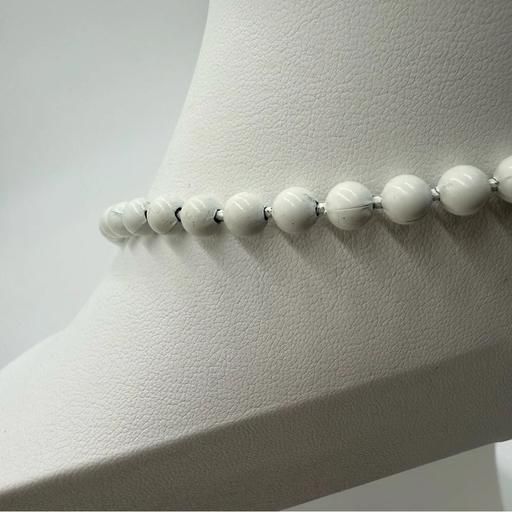 Vintage Oops A Daisy White Metal Bead Long Necklace